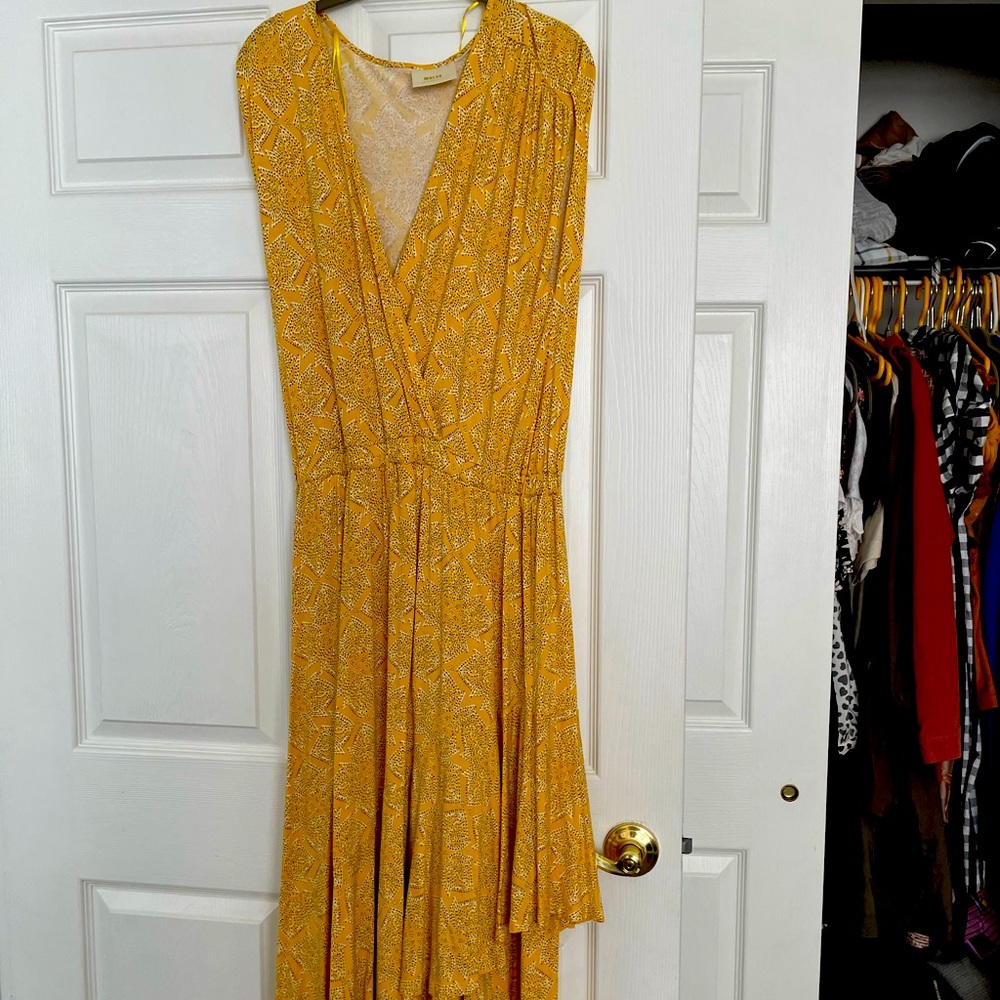 Maeve yellow Sun dress, midi. Size M.